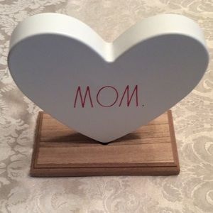 Rae Dunn Heart ❤️ Stand